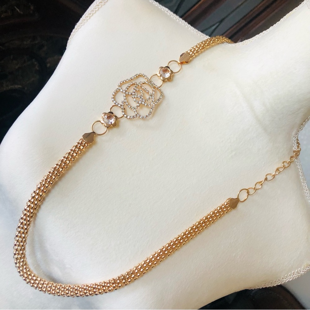Rhinestone rose gold tone mesh chain necklace belt